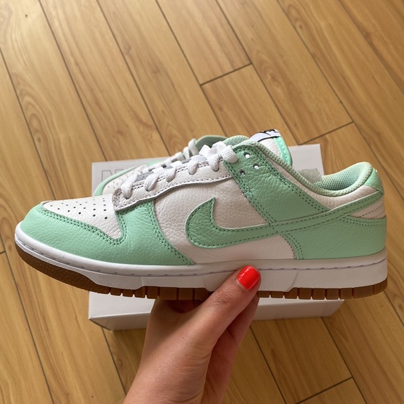 Nike low dunks turquoise and white - Picture 3 of 7